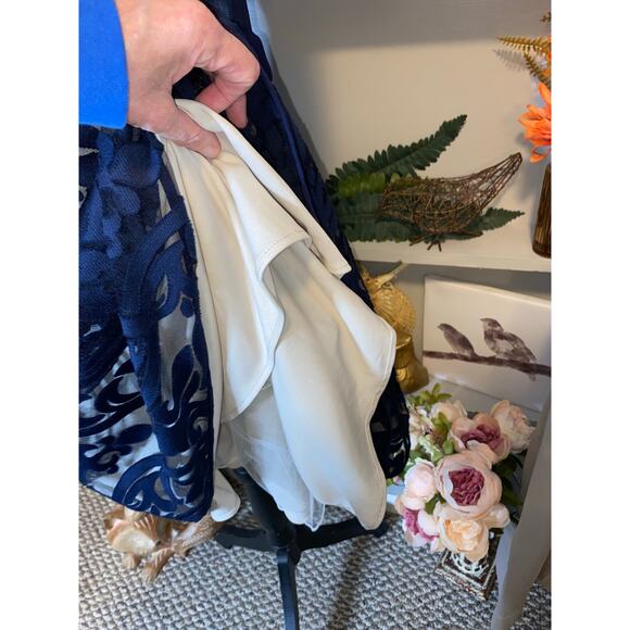 Xscape Women’s Embroidered V-Neck Fit & Flare Dress GUC Navy Blue Nude Lining - Picture 10 of 13